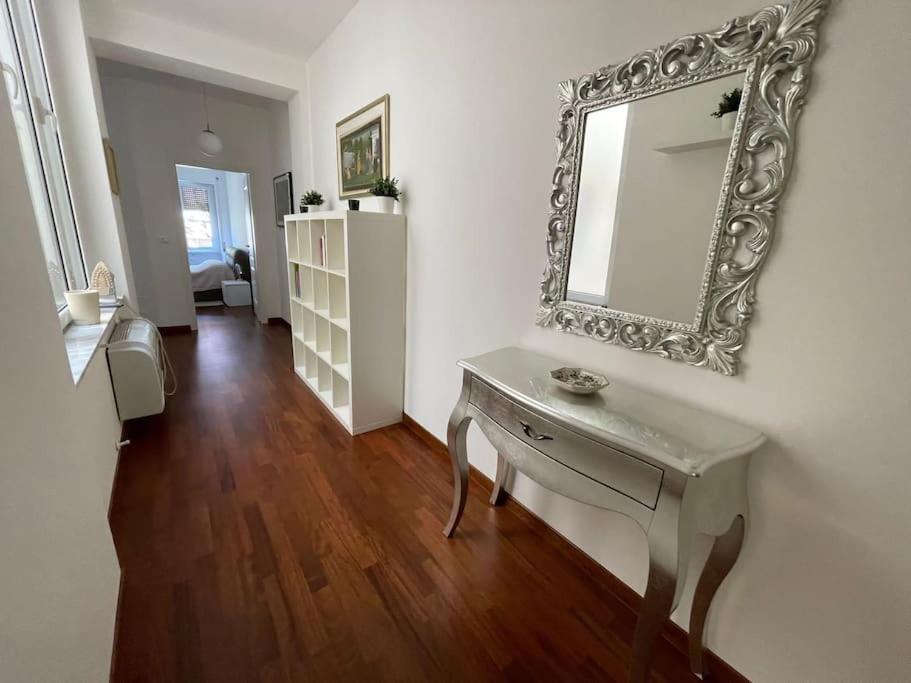 Maison Lulu- Appartamento Nuovo Pescara Buitenkant foto